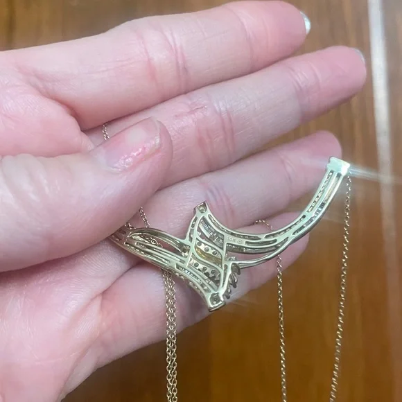Elegant 10k gold diamond necklace